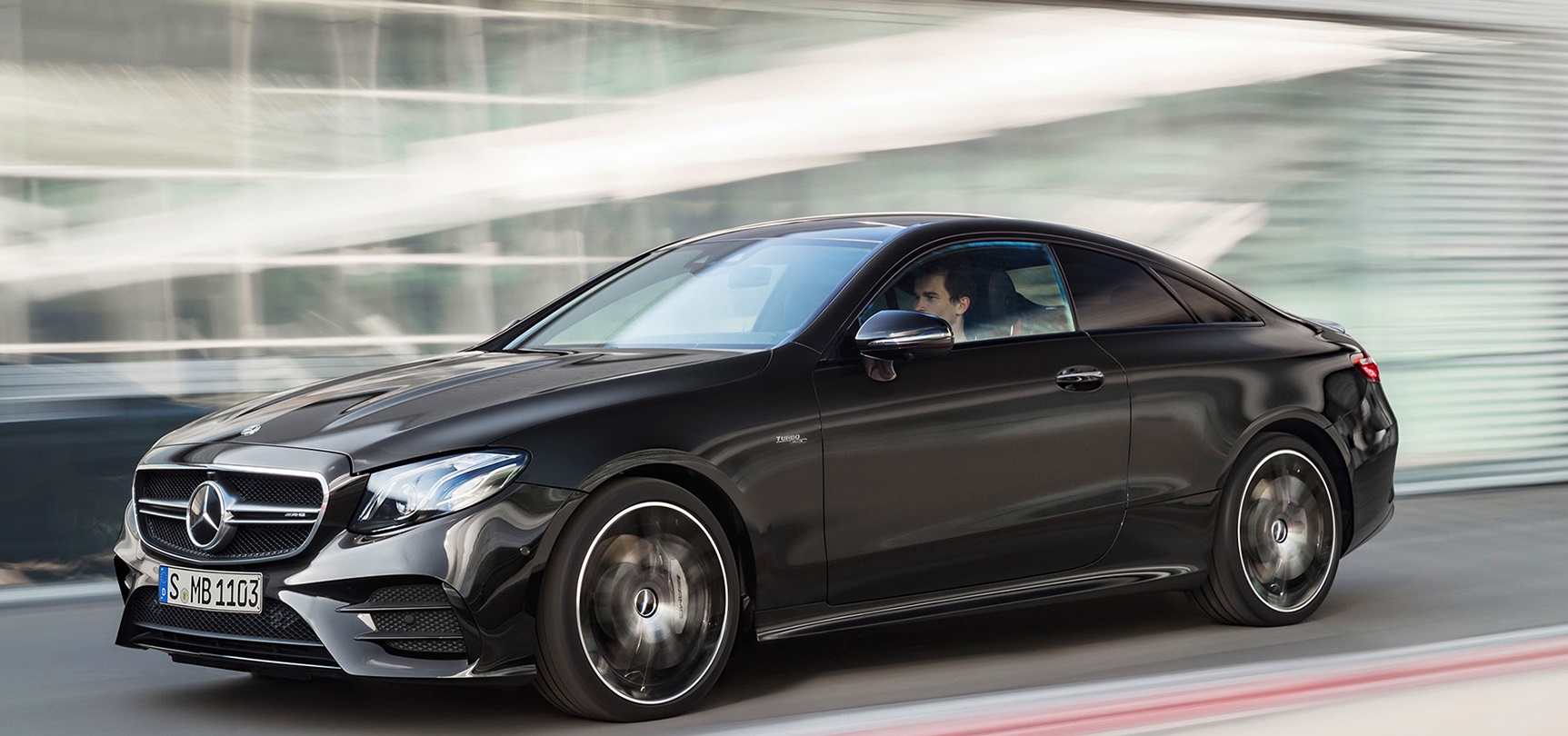 メルセデスAMGの新型CLSクラスとEクラスに53モデルが登場！直列6気筒