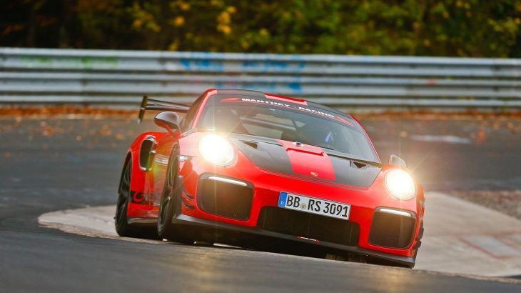 ポルシェ・911GT2 RS MRがニュルブルクリンク市販車最速タイムを更新！ニュルのレコード歴代トップ10は？